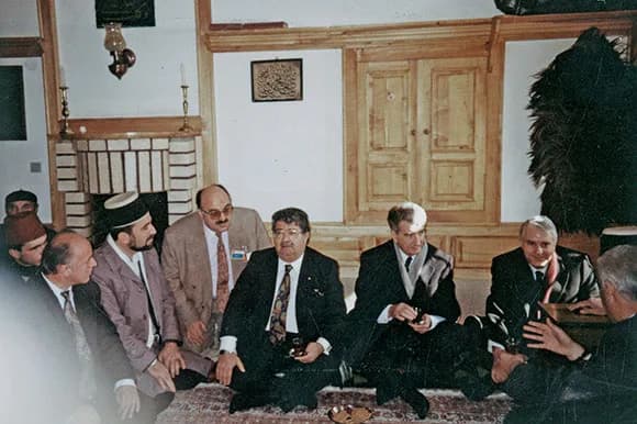 Feto’nun pisliğini ilk kez yüreklilikle yazan ilk isimlerden biri olan Cemalettin Aytemür Hoca ilk kez konuştu -4- Müşavirliği yakıp onlarca insanı mağdur ettiler